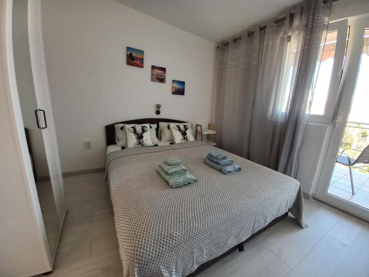 Apartments Toni Rogoznica  Εξωτερικό φωτογραφία