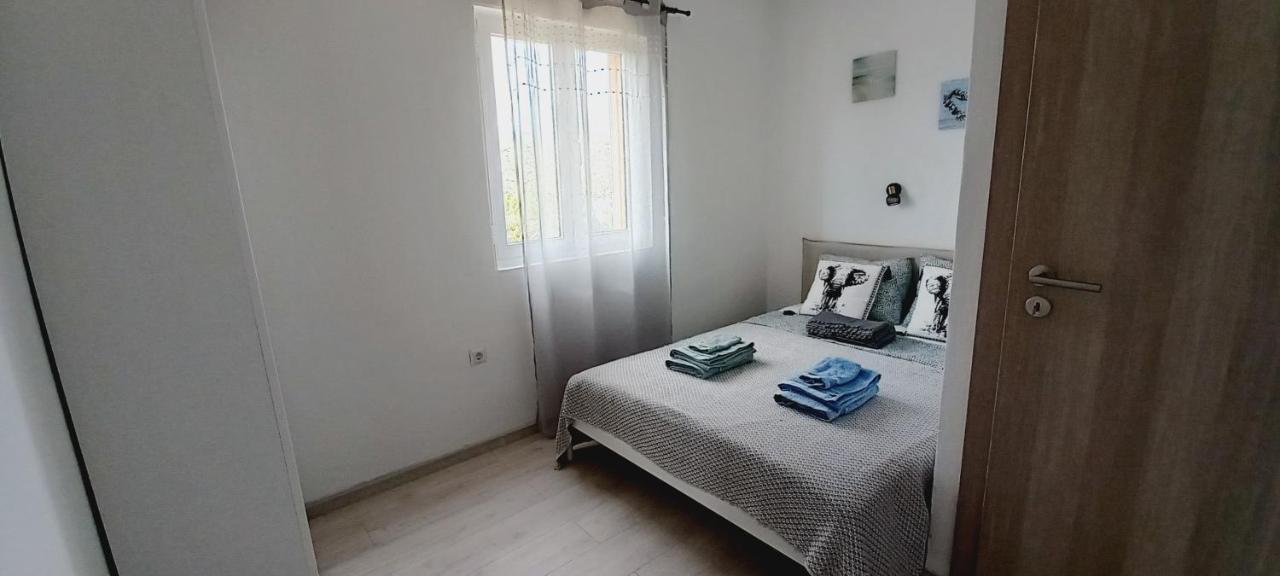 Apartments Toni Rogoznica  Εξωτερικό φωτογραφία