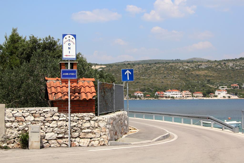 Apartments Toni Rogoznica  Εξωτερικό φωτογραφία