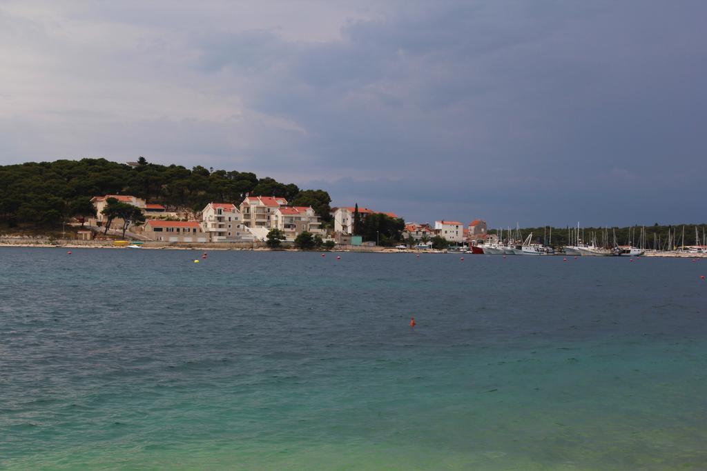 Apartments Toni Rogoznica  Εξωτερικό φωτογραφία